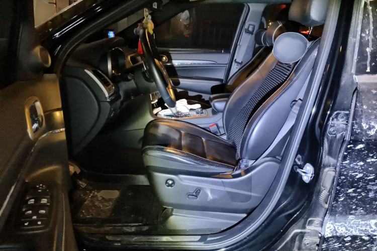 Used Jeep Grand Cherokee 2016 3.0L Comfort Navigation Edition Left Front Seat