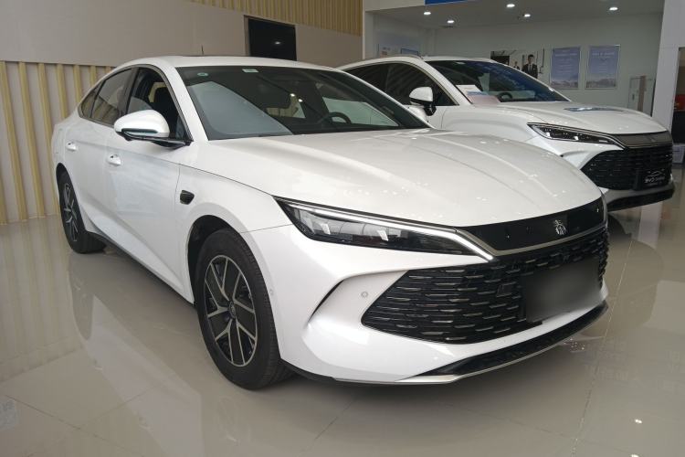 Used BYD Qin L 2025 DM-i Smart Drive 120KM Superior Model