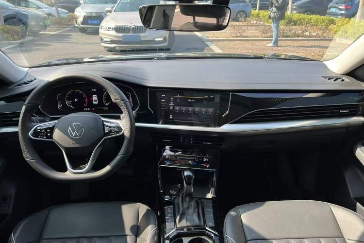 Used Volkswagen Passat 2023 330TSI Starry Elite Edition