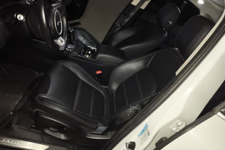 Used Jaguar E-PACE 2018 P250 SE China VI
