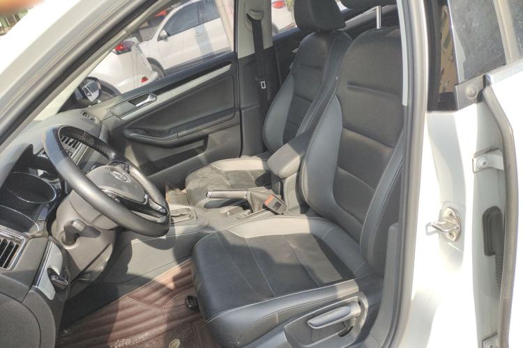 Used Volkswagen Sagitar 2017 230TSI Automatic Comfort Version