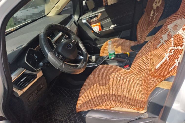 Used Geely Auto Vision X3 2019 Upgraded Model 1.5L CVT Prestige Version Left Front Seat