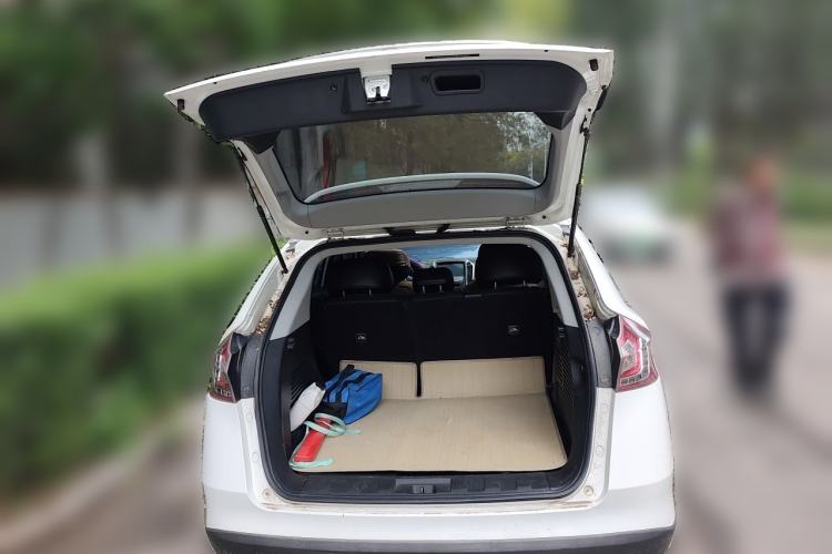 Used Luxgen U6 SUV 2015 1.8T Fashion-Upgraded Model

