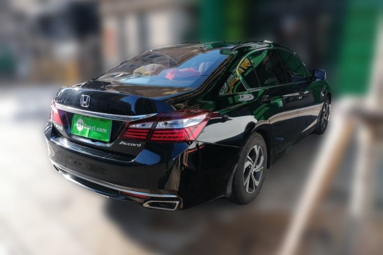 Used Honda Accord 2016 2.0L Comfort Edition Rear Right 45 Deg