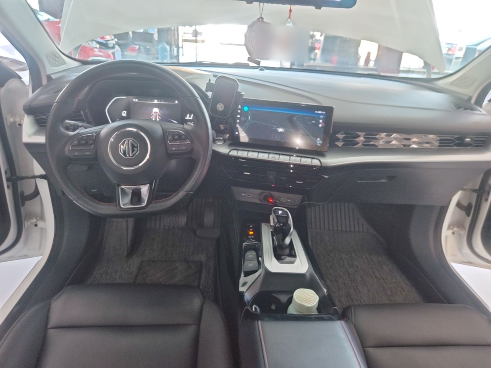MG 5 2022 300TGI DCT Chao Yue Luxury Edition — снимка 12