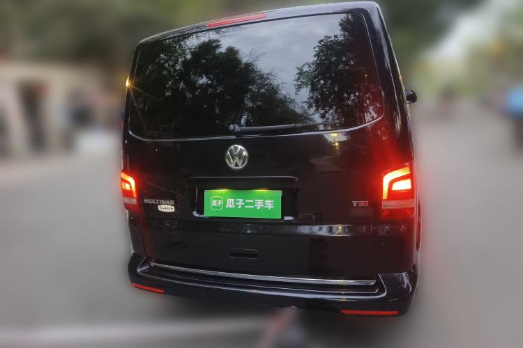 Used Volkswagen Multivan 2012 2.0 TSI Two-Wheel-Drive Luxury Edition