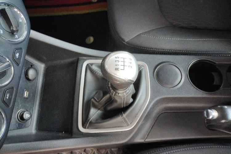 Used Great Wall Wingle 7 2019 2.0T Diesel Two-Wheel Drive Value Edition China VI Standard Big Double Cab GW4D20M
