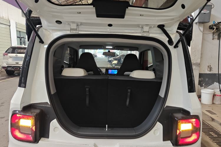 Used Geely Galaxy Panda 2025 210km Panda Kart Trunk