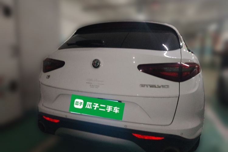 Used Alfa Romeo Stelvio 2017 2.0T 200HP Luxury Edition Rear