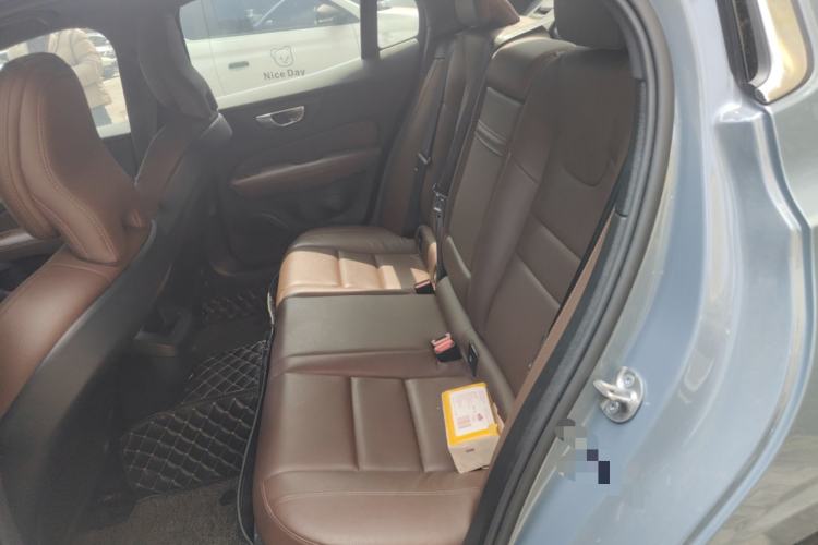 Used Volvo S60 2023 B4 Zhiyi Luxury Edition