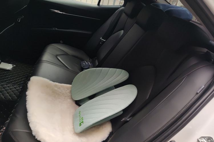 Used Toyota Camry 2018 Dual-Engine 2.5 HG Luxury Edition Left Rear Seat