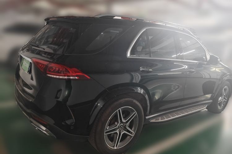 Used Mercedes-Benz GLE 2022 Refreshed GLE 450 4MATIC Stylish Edition Rear Right 45 Deg