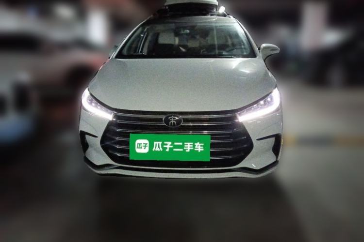 Used BYD Song MAX New Energy 2022 DM-i 105KM Flagship Model
