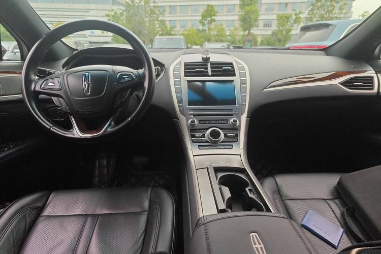 Used Lincoln MKZ 2018 2.0T Luxury Edition