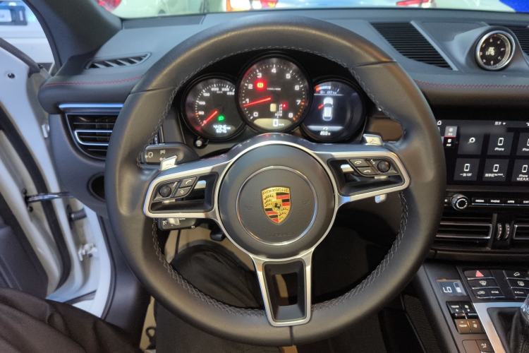 Used Porsche Macan 2021 Macan 2.0T Steering Wheel
