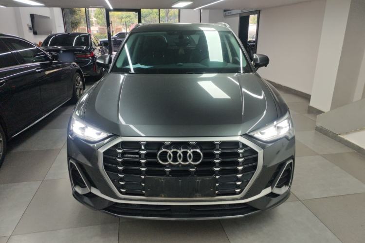 Used Audi Q3 2019 35 TFSI Advanced Dynamic Edition
