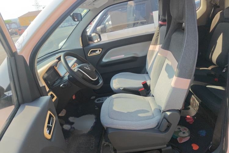 Used Wuling Hongguang MINIEV 2021 Macaron Premium Model – Lithium Iron Phosphate Left Front Seat