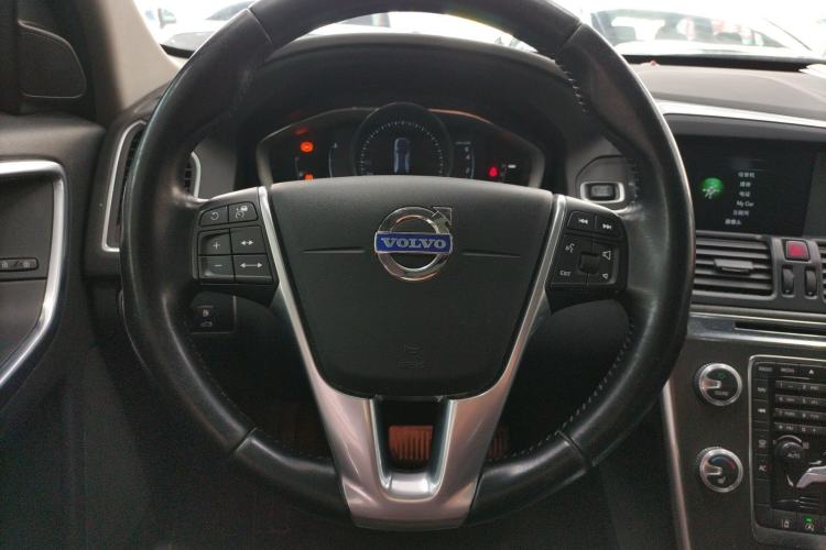 Used Volvo XC60 2015 T5 AWD Zhiyuan Edition Steering Wheel