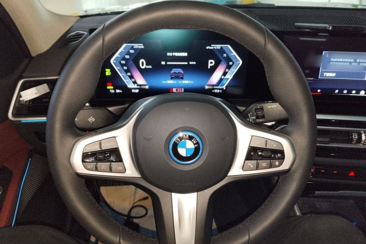 Used BMW i3 2024 eDrive 35 L
