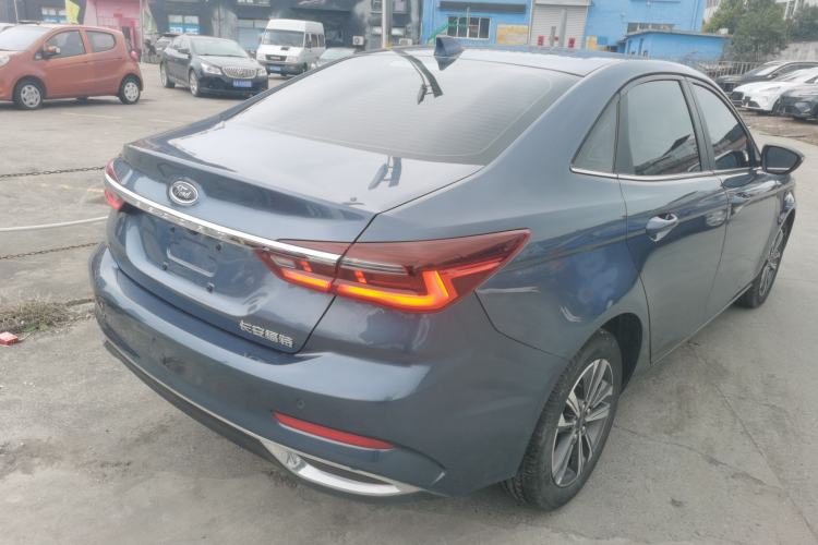 Used Ford Escort 2021 1.5L Automatic Diamond Edition
