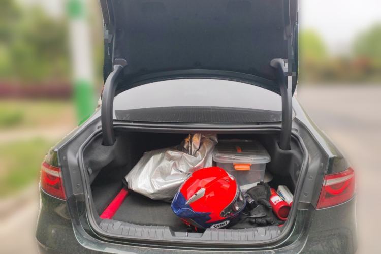 Used Jaguar XFL 2022 XFL 2.0T P250 Two-Wheel-Drive Elite Sport Edition Trunk