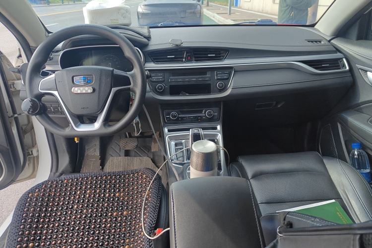 Used Geely Auto Emgrand New Energy 2018 EV450 Ambition Model Center Console