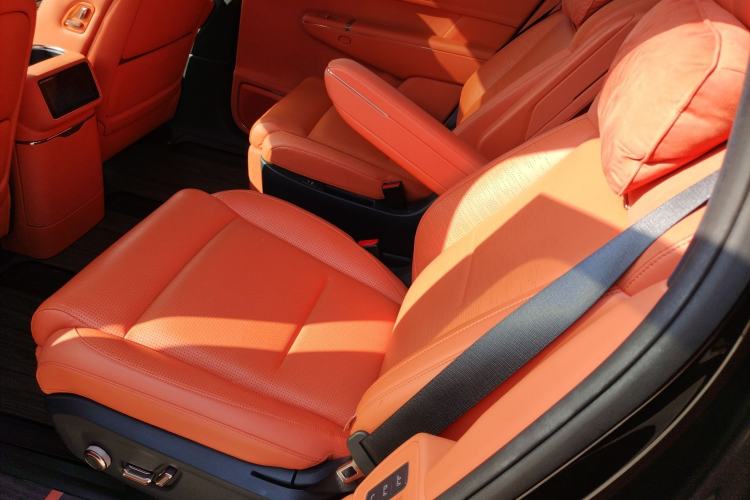 Used Lynk & Co 900 2025 1.5T Ultra
