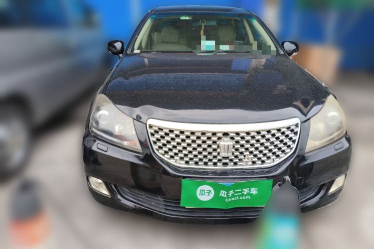 Used Toyota Crown 2011 2.5L Royal Special Edition with Leather and Sunroof Front