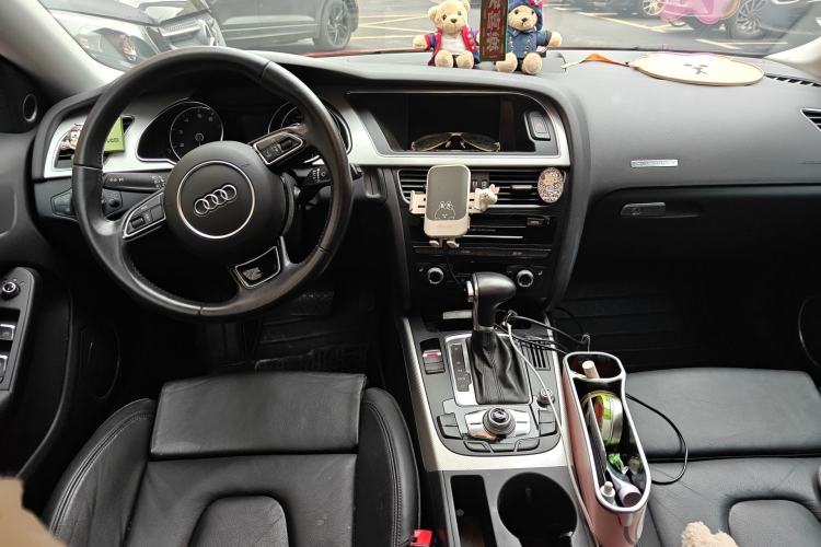 Used Audi A5 2014 Sportback 45 TFSI quattro Center Console