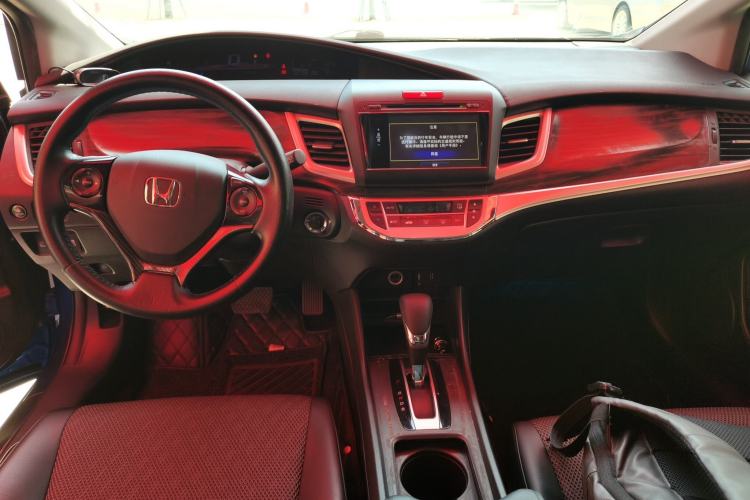 Used Honda Jade 2017 1.8L automatic Comfort version 5 seats
