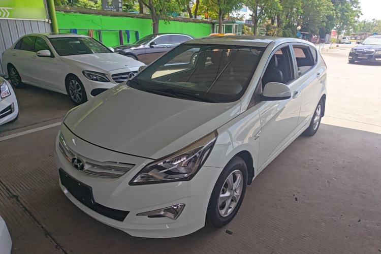 Used Hyundai Verna Ray 2014 1.4L Automatic GLX