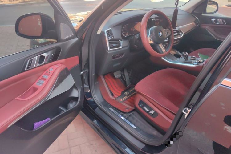 Used BMW X5 2022 Restyled xDrive 30Li Luxury Version M Sport Package
