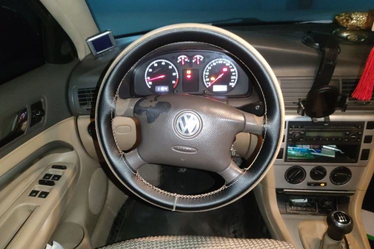Used Volkswagen Passat 2007 2.0L Manual Standard Edition