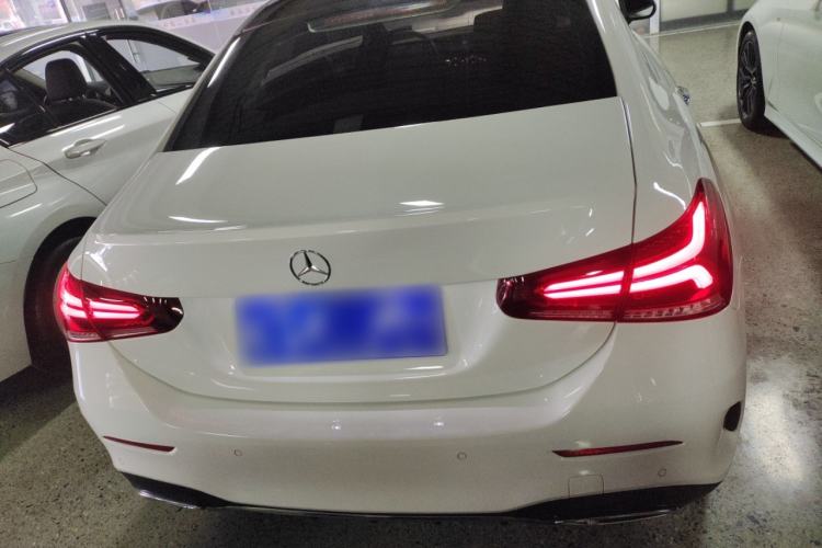 Used Mercedes-Benz A-Class 2021 A 200 L Sport Sedan Fashion Model
