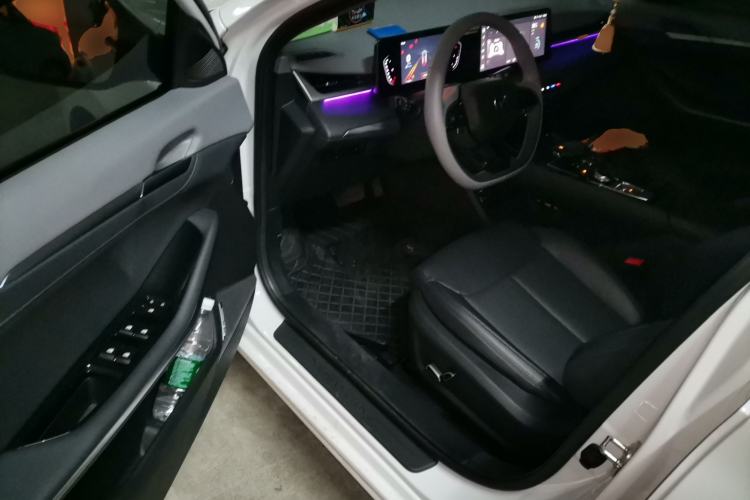 Used CHANGAN Ruicheng PLUS 2023 1.5T DCT Prestige Edition
