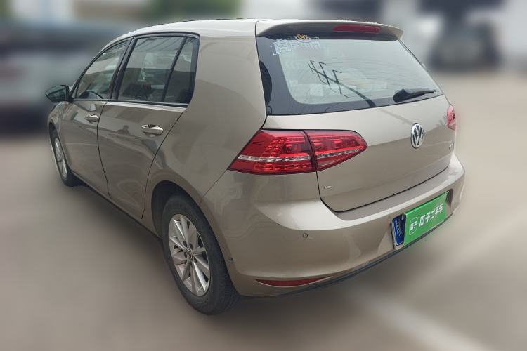 Used Volkswagen Golf 2016 1.6L Automatic Fashion Model