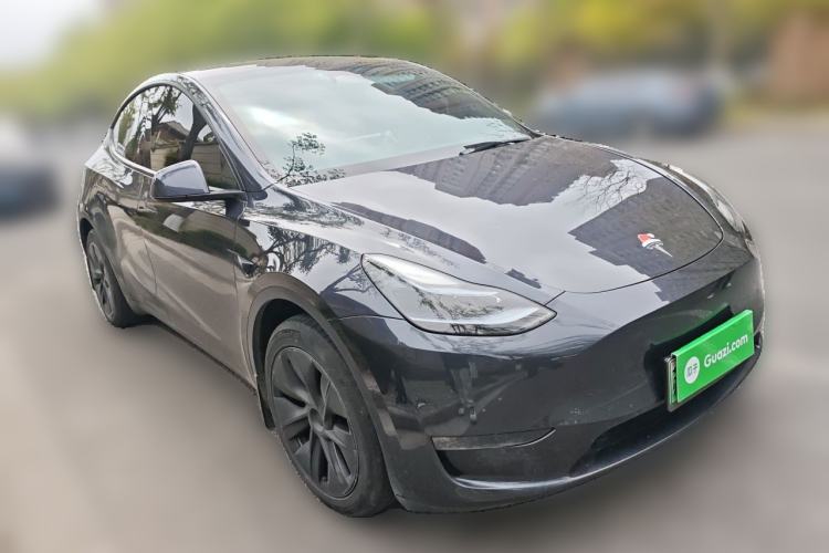 Used Tesla Model Y 2024 Long-Range All-Wheel-Drive Version