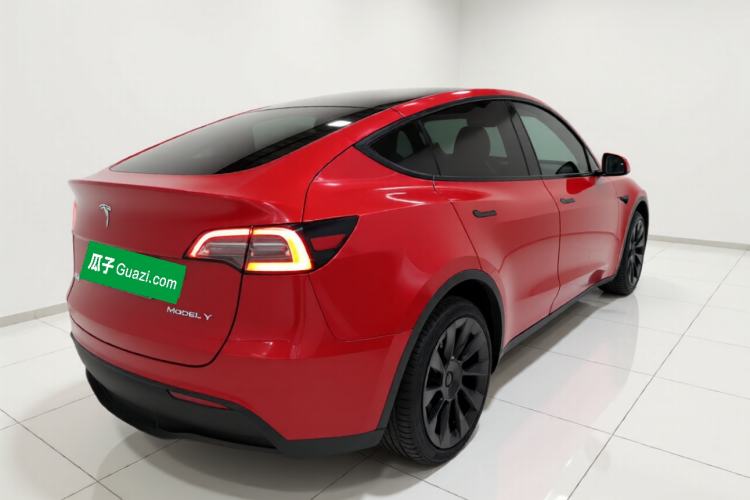 Used Tesla Model Y 2021 Long-Range All-Wheel-Drive Version