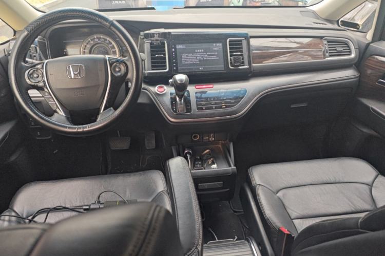 Used Honda Elysion 2016 2.4L Style Edition