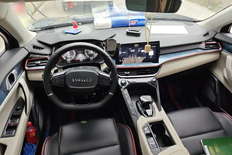 Used Lynk & Co 06 2021 1.5T Shero Pink Special Edition
