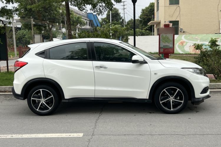 Used Honda Vezel 2020 1.5L CVT Pioneer Edition
