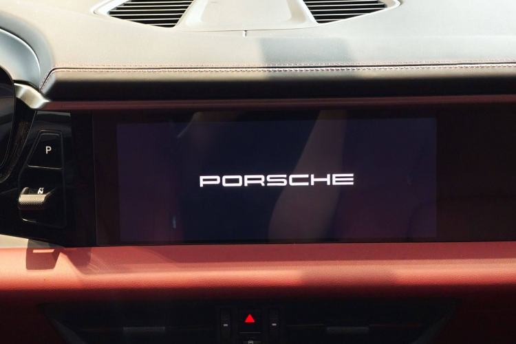 Used Porsche Macan 2024 Macan Long Range Edition
