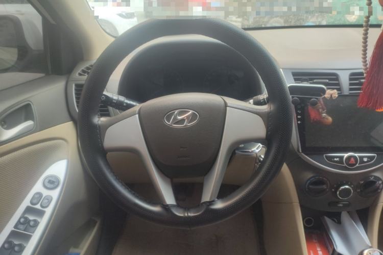 Used Hyundai Verna (older generation) 2010 Sedan 1.4L Manual Comfort GS
