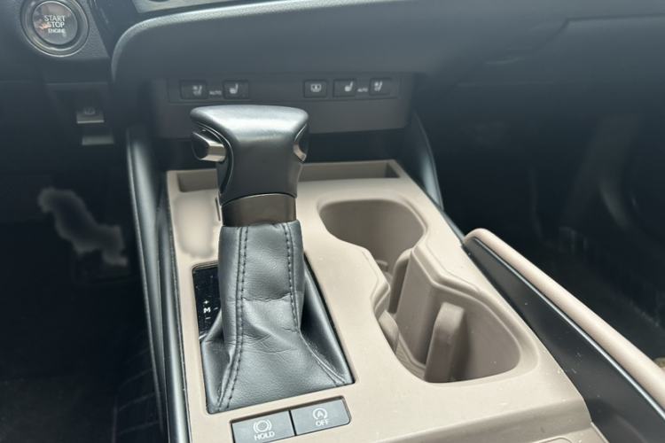 Used Lexus ES 2024 200 Premium Edition
