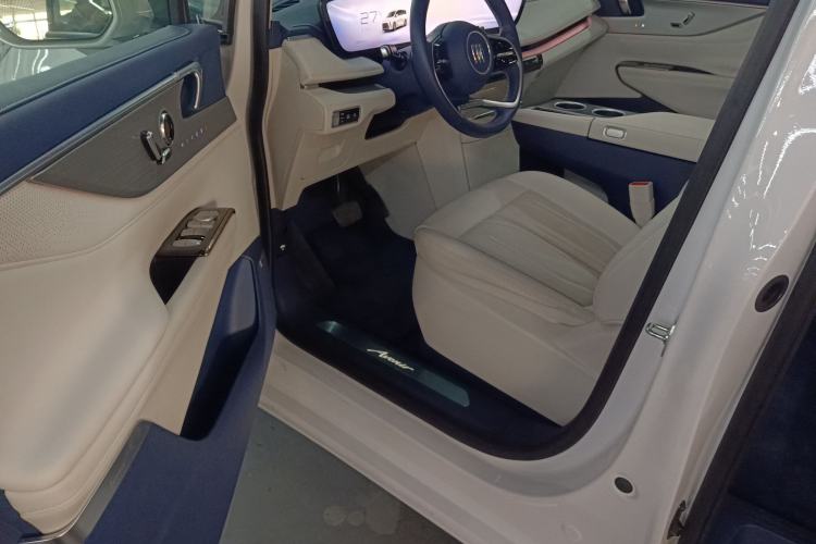 Used Buick GL8 New Energy 2024 Lu Zun Luxury Edition 7-Seater