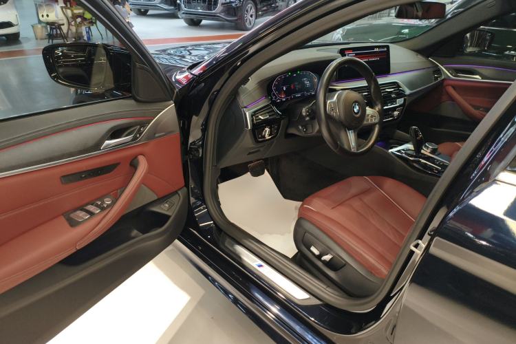 Used BMW 5 Series 2023 530Li Leading Model M Sport Package