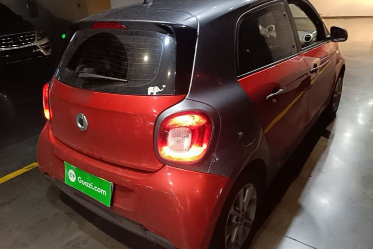 Used smart forfour 2016 1.0L 52 kW Dynamic Edition Rear Right 45 Deg
