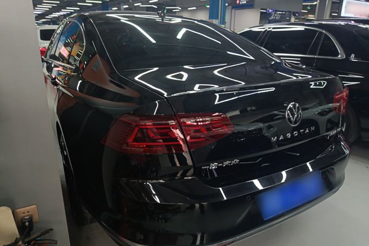 Used Volkswagen Magotan 2023 2 Million Units Commemorative Edition 330TSI DSG Luxury Version
