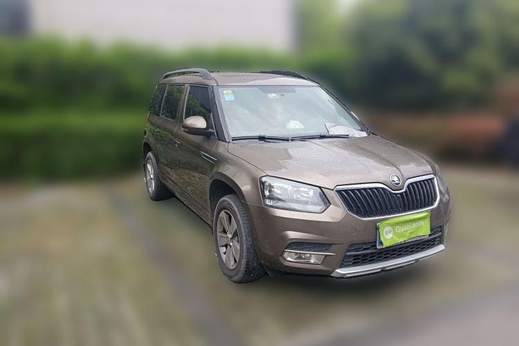 Used Skoda Yeti 2016 1.4TSI DSG Advanced Edition Front Right 45 Deg