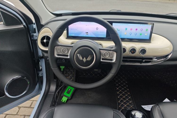 Used Wuling Bingo 2023 410 km Lingxi Deluxe Edition
